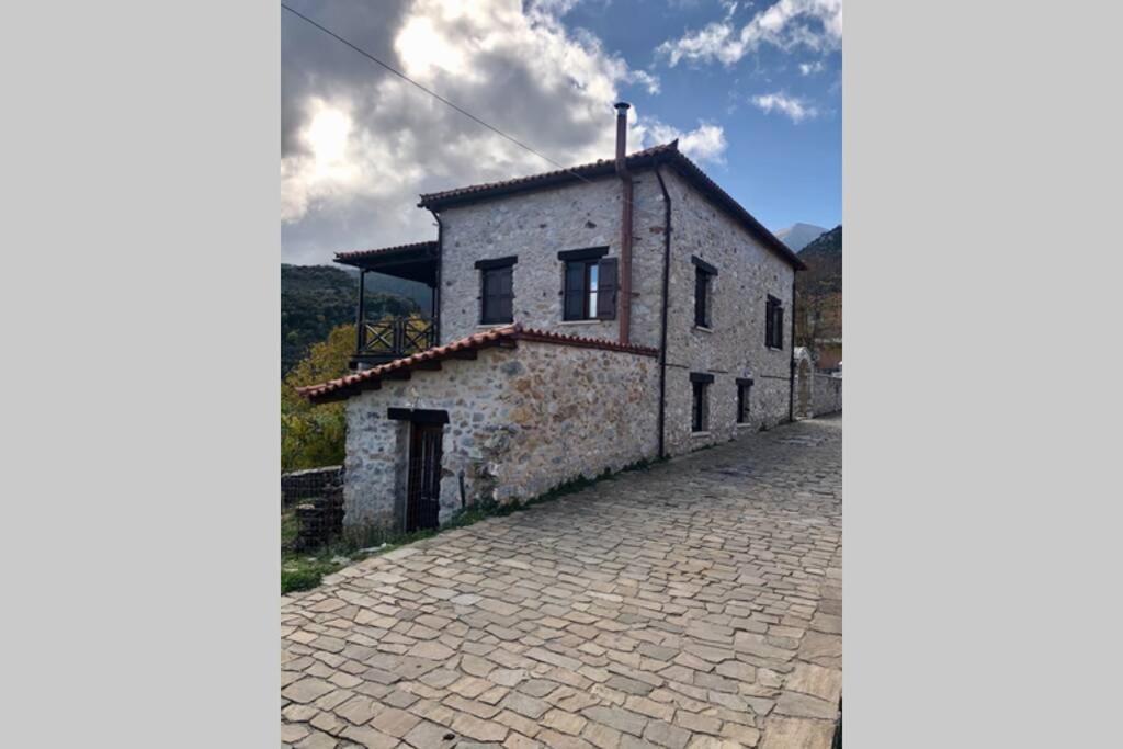 Periklis Guesthouse Anavriti. Sparta Exterior photo
